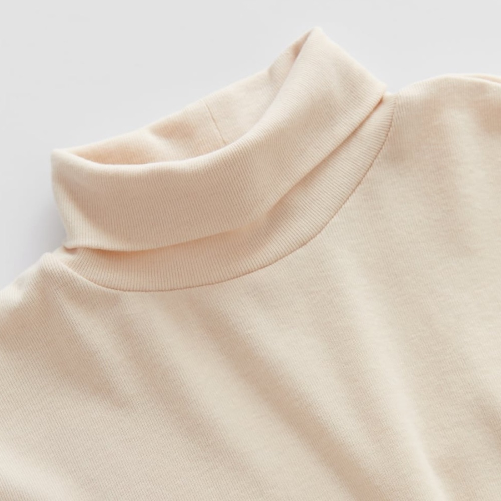 Zara Basic Mock Neck Tee NWT ~ Size 14 - Picture 3 of 3